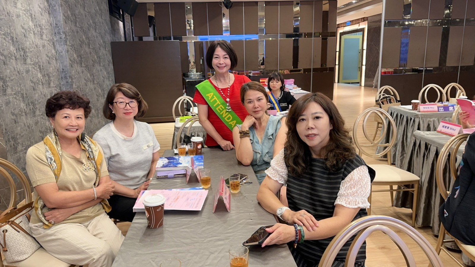 LINE_ALBUM_114年7月10日第1744次例會社長首敲和AG佈達_250710_228.jpg