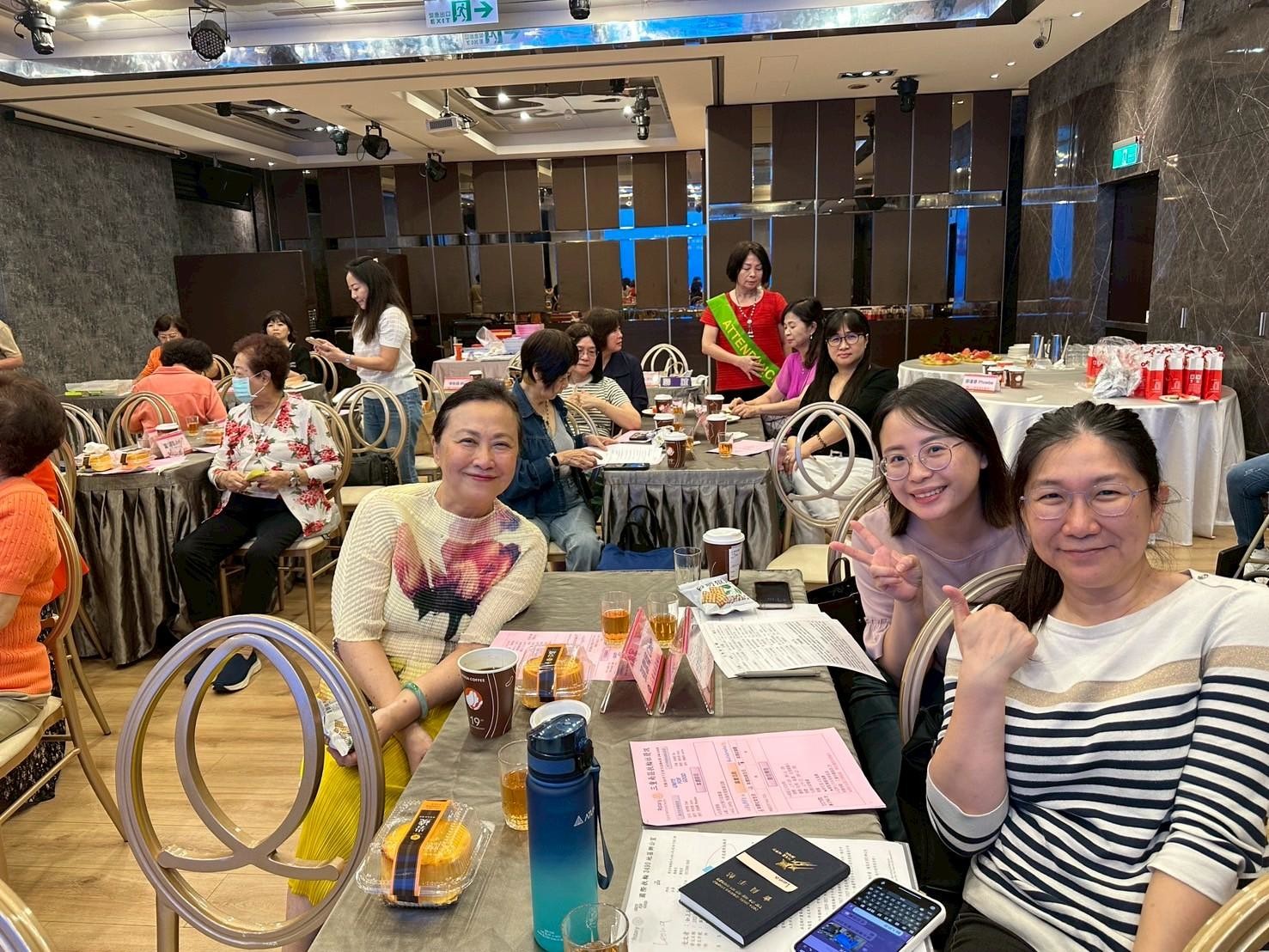 LINE_ALBUM_114年7月10日第1744次例會社長首敲和AG佈達_250710_69.jpg