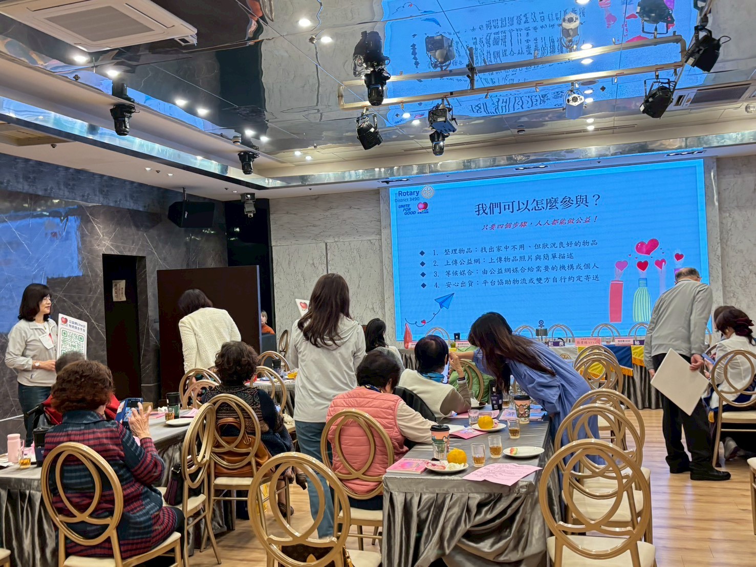 LINE_ALBUM_113年12月11日Asa 和Annie講師_251212_29.jpg